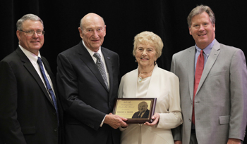 William C. Nichol Named Distinguished Leadership Award Recipient